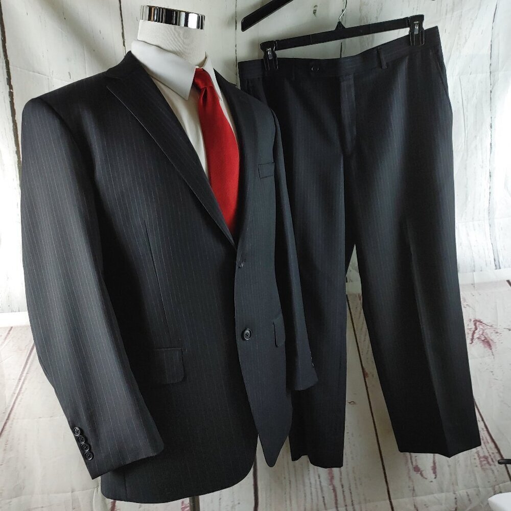Daniel Hechter Paris 42R Wool 2 Button Charcoal Pinstripe 2pc Suit 34x26.5 FF